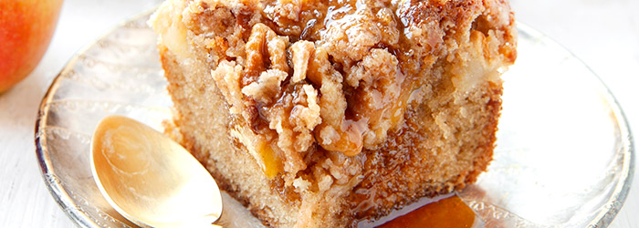 Ciasto cynamonowe z jabłkami i orzechami