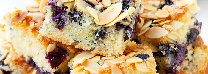 Ciasto migdałowe z borówkami