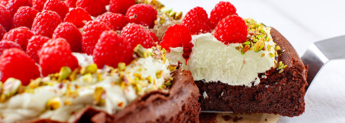 Czekoladowa chmura z kremem pistacjowym