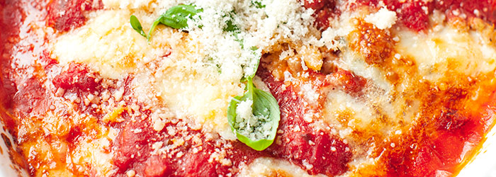 Gnocchi zapiekane z mielonym mięsem w sosie pomidorowym