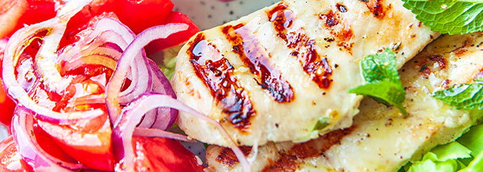 Grillowany kurczak z sosem tzatziki