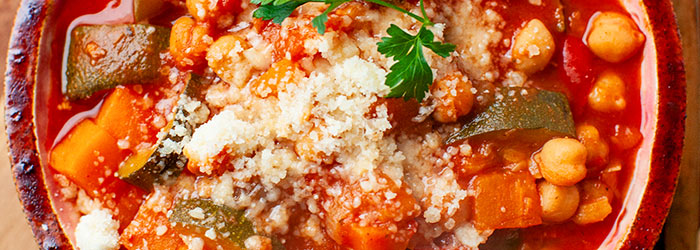 Gulasz warzywny z parmezanem