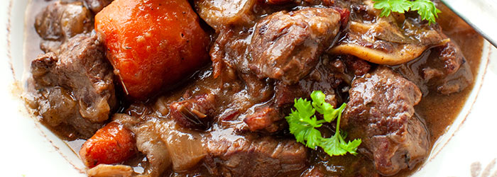 Gulasz wołowy po prowansalsku