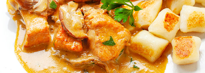 Indyk w sosie z dynią i pieczarkami