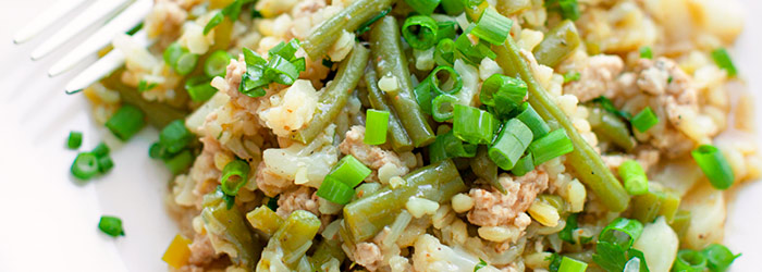 Kasza bulgur z indykiem, kalafiorem i fasolką