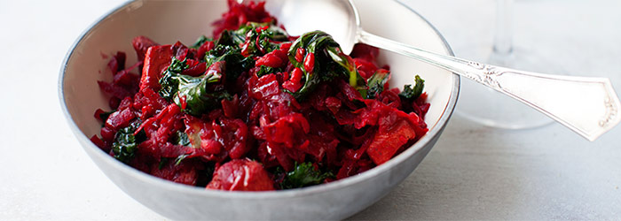 Kaszotto z buraczkami, kurczakiem i jarmużem