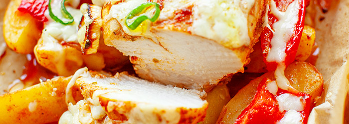 Kurczak gyros z ziemniakami i papryką zapiekany w papilotach