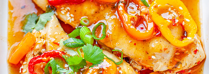 Kurczak pieczony w słodkim sosie chili