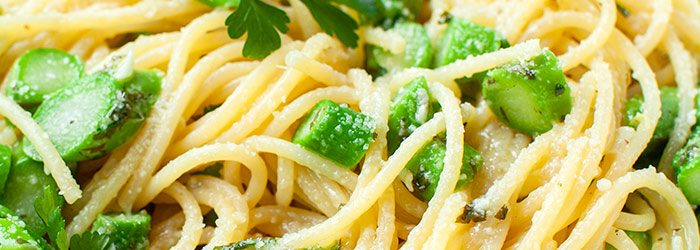 Makaron ze szparagami