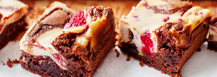 Malinowe sernikobrownie