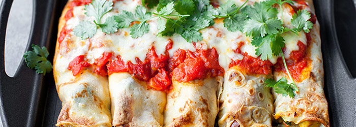 Naleśniki zapiekane z kurczakiem i warzywami