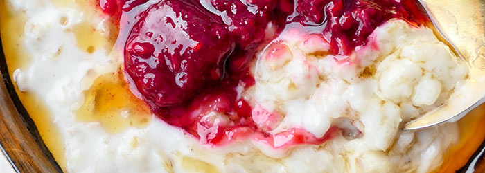 Owsianka kokosowa z malinami