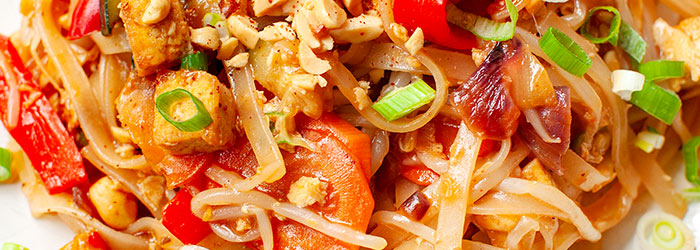 Pad Thai z tofu i warzywami