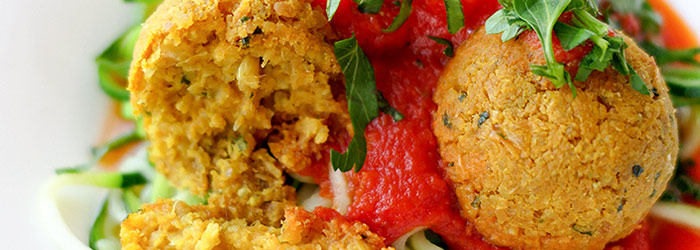 Pieczone jaglane pulpeciki z ciecierzycą