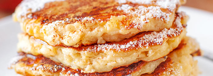 Placki twarogowe z jabłkiem