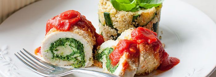 Roladki z kurczaka ze szpinakiem i ricottą