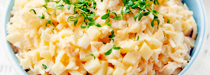 Sałatka jajeczna z selerem