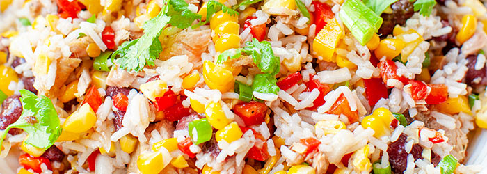 Sałatka ryżowa z tuńczykiem