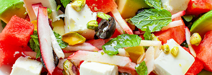 Sałatka z arbuzem, awokado i fetą