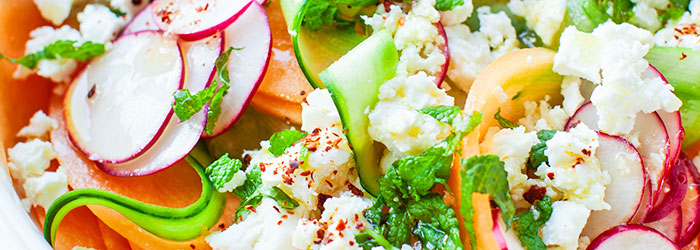 Sałatka z melona, ogórka i fety