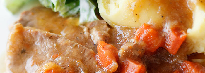 Schab w sosie z porem i marchewką