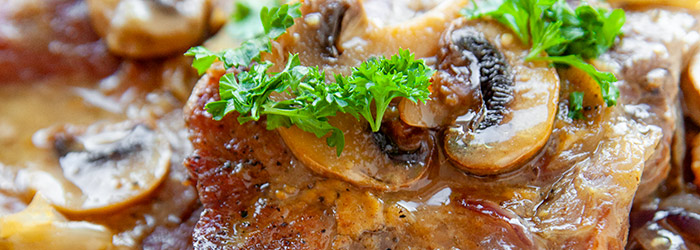 Steki z karkówki pieczone w piekarniku