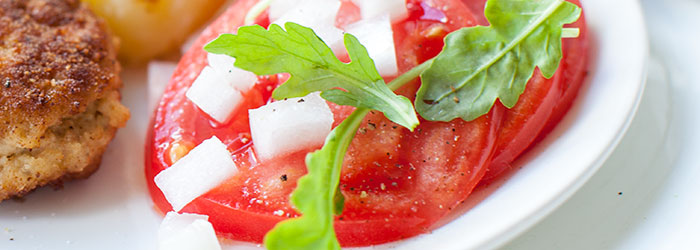 Surówka z pomidora i cebuli