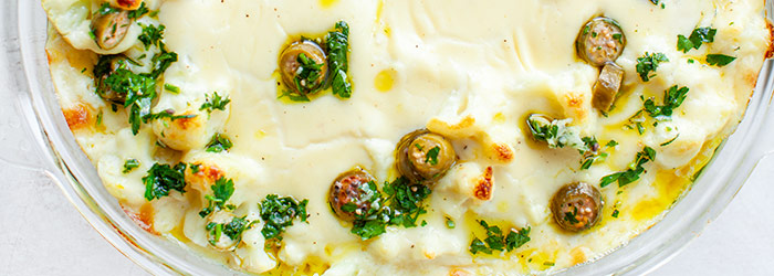 Zapiekanka z halibutem, makaronem i sosem mornay