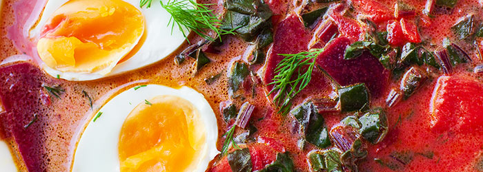 Zupa botwinkowa z jajkiem