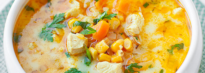 Zupa meksykańska z kurczakiem i kukurydzą