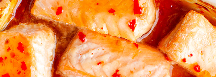 Łosoś w słodkim sosie chili